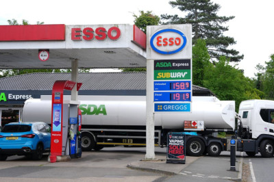 Oil prices fall below $100 a barrel over Middle East peace hopes: When will petrol prices drop?