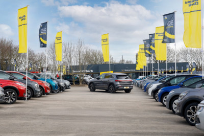 Arnold Clark opens its first car dealership in Wales