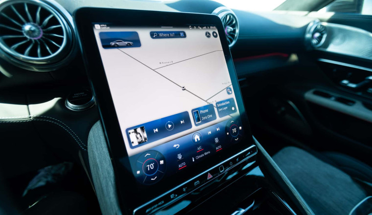 Mercedes Recalls 144,000 Cars For Blank Screens