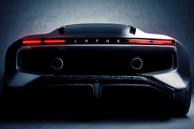 The Lotus Esprit is making a comeback – and it’s not electric!