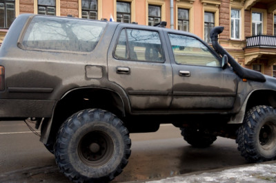 Here's How Your Suspension Choice Can Affect Your SUV's Fuel Economy