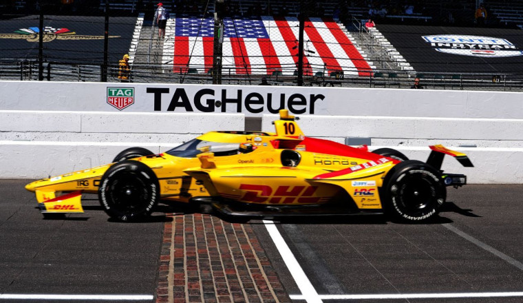 Palou posts top speed in Indy practice after issues