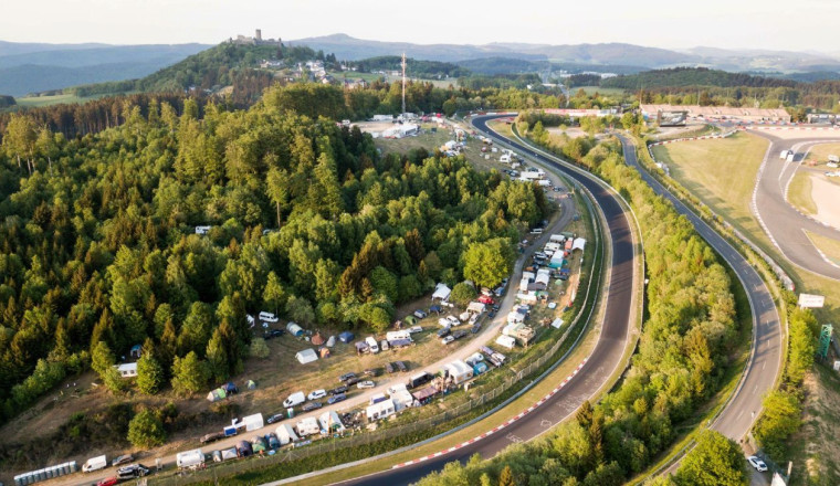 The story behind Toto Wolff's lap record and huge crash at the Nurburgring