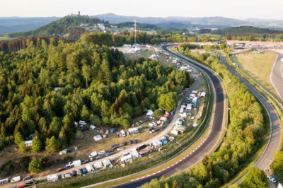 The story behind Toto Wolff's lap record and huge crash at the Nurburgring