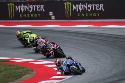 Alex Marquez and Zarco hospitalised after race-stopping crashes