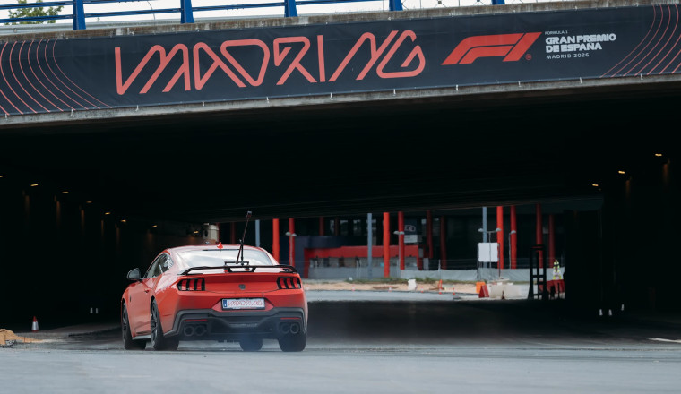GALLERY: Williams' Carlos Sainz completes the first laps at the brand-new Madring in Madrid