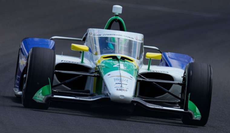 IndyCar penalizes two cars for rules violations