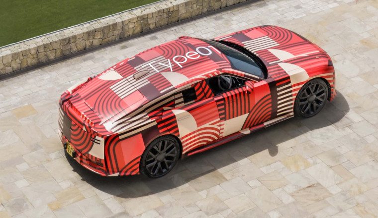 Jaguar's Big Electric Sedan Loses The Bulky Camo For A Slinky Wrap