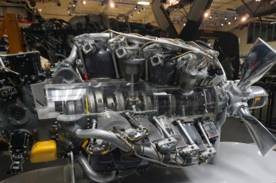12 Of The Largest Engines Ever Built