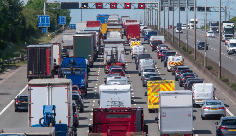 Bank holiday 'danger hour' warning issued to Brits with millions expected to hit roads this weekend
