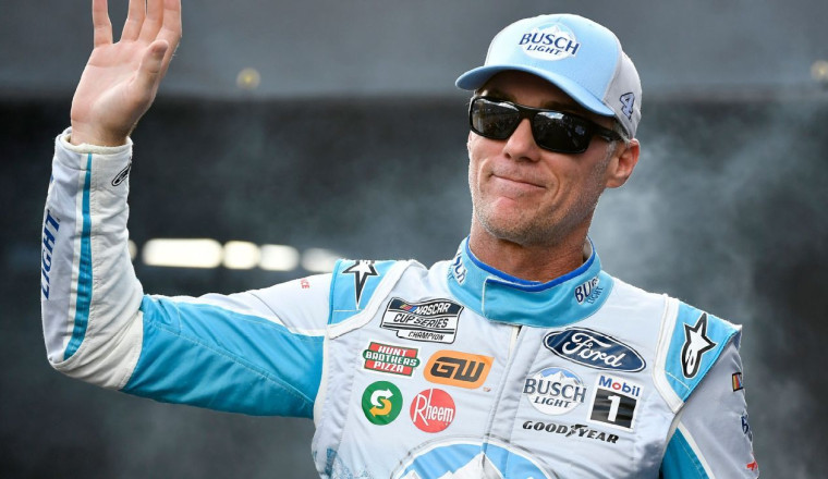 Harvick headlines NASCAR Hall of Fame inductees