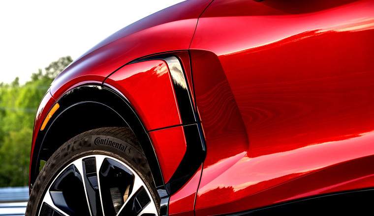 More Than Half Of US Car Buyers Are Underwater, Top Lender  Isn’t Worried