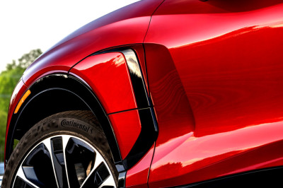 More Than Half Of US Car Buyers Are Underwater, Top Lender  Isn’t Worried