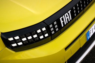 Stellantis says it’ll make kei car-like EVs for Europe in 2028