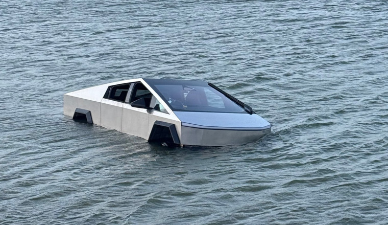 Wade Mode Is Not Boat Mode. One Texas Driver Has Learned This the Hard Way.