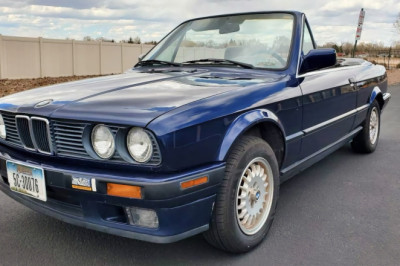 At $8,950, Is This 1992 BMW 318i Convertible A Good Deal Because E30s Rule?