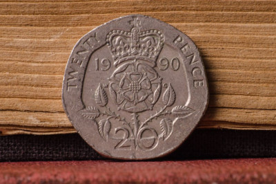 RAC says keeping 20p in your car could stop you from getting £10k fine