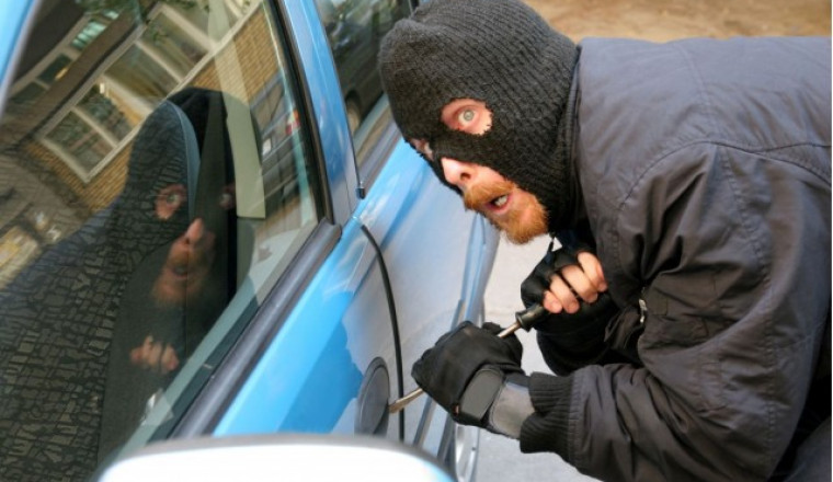 The Car Thief Who Accidentally Became a Music Pirate