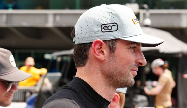 Rossi's team 'optimistic' for Indy start after crash