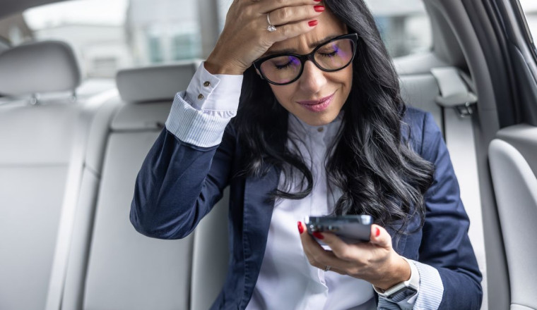 DVLA issues urgent alert to drivers getting emails and text messages