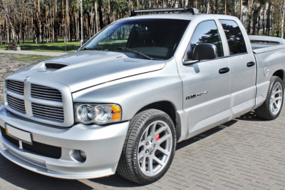 Before Hemi And Viper-Powered Rams, These Two Pickups Were Modern Muscle Truck Pioneers