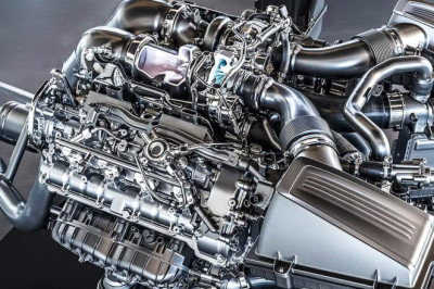 The Hot Vee Engine Layout Revolutionized Turbocharging, And This Was The First Carmaker To Use One