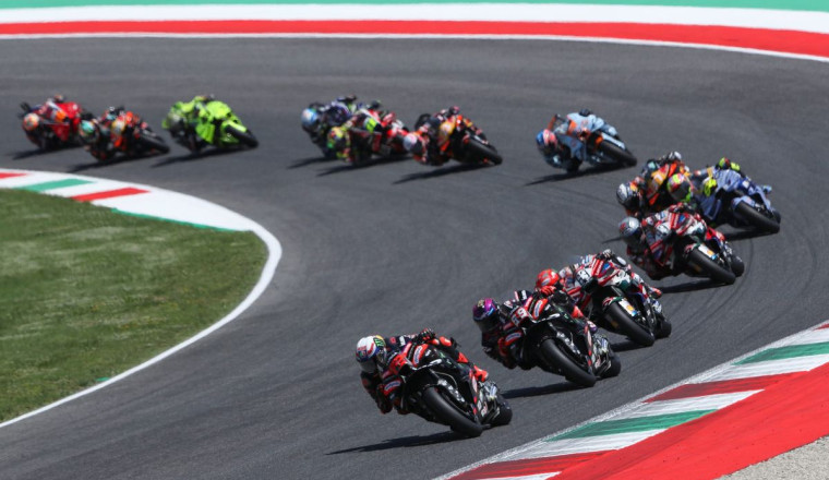 Aprilia emphasises its MotoGP superiority in its home race