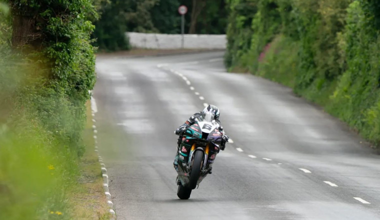 Dunlop: 'Nobody to blame but myself' for TT superbike performance