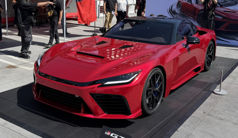 God Damn The GR GT Looks Good In Real Life (Especially In Red)