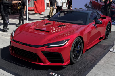 God Damn The GR GT Looks Good In Real Life (Especially In Red)