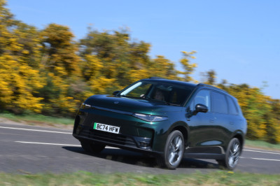 How is a range-extender different to a plug in hybrid? And which is better?