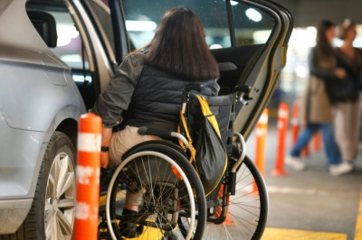 Blue Badge holders risk £1,000 fine for letting family or friends use it