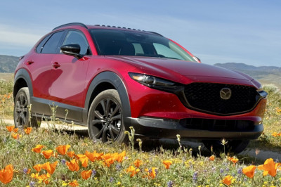 Six Years Later, The 2026 Mazda CX-30 Turbo Premium Plus Still Feels Like A Budget Porsche Macan