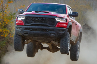 These 5 Inline-6 Engines Might Not Roar Like V8s, But They Make More Power