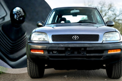 This Three-Pedal Toyota RAV4 Is A Reminder Of Everything The New One Gave Up