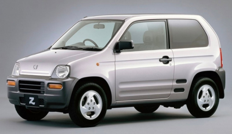 This Tiny Honda Has Something in Common with a Bugatti Veyron