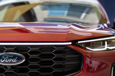 Ford Sales Plummet Nearly 14% Even With Employee Pricing For Everyone