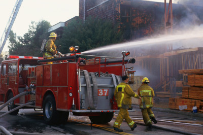 What's The Difference Between A Fire Truck And A Fire Engine?