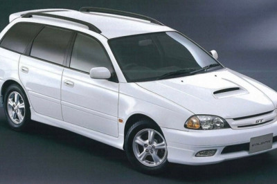 10 Cool but Forgotten Performance Cars of the 1990s