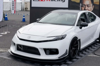 Toyota Stuffed Two Engines Into A Seven-Cylinder Camry With 700 HP