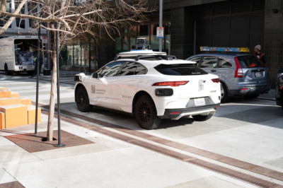 Burglary Suspect Makes A Clean Getaway In A Waymo
