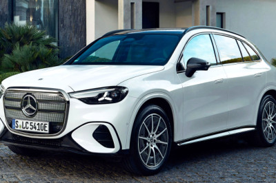 Mercedes Expands The GLC Electric’s Lineup With Cheaper Models