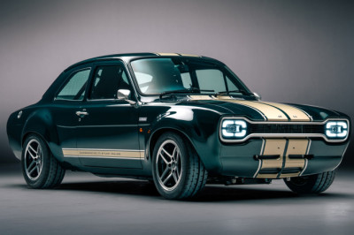 New Mk1 Ford Escort RS makes world debut at London Concours