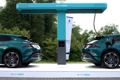 BYD’s 5-Minute Flash Charging Is Coming To Canada Before Its Cars Are