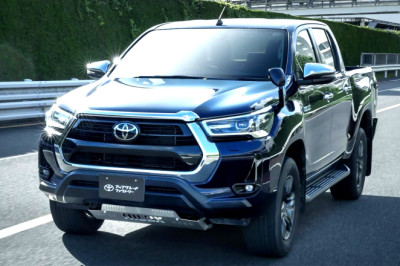 Toyota Engineered A $470 Skid Plate That Steadies The Old Hilux In Crosswinds