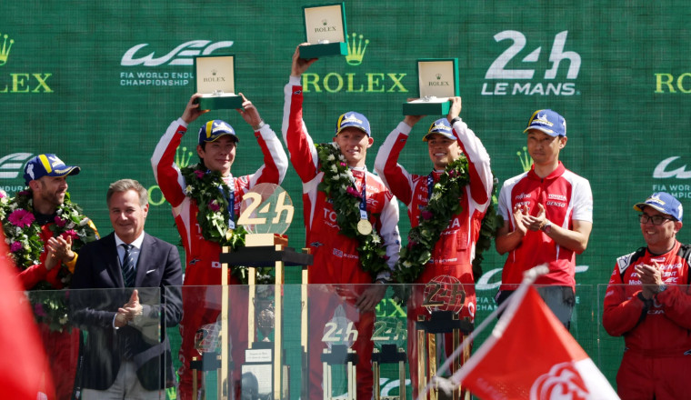 Former F1 drivers Nyck de Vries and Kamui Kobayashi win Le Mans 24 Hours