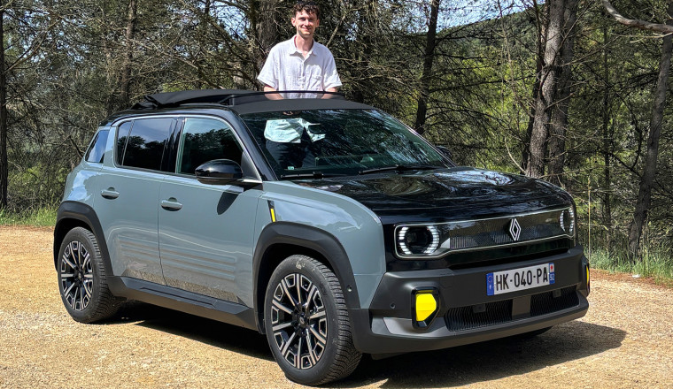 Renault 4 Plein Sud review: does folding roof add extra charm?