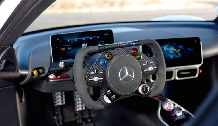 The Physics Problem That Makes Square Steering Wheels a Dangerous Gimmick