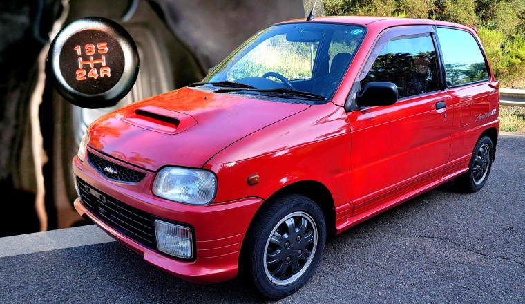 This Daihatsu Kei Hot Hatch Packs 5 Speeds, 4 Cylinders, And A US Passport