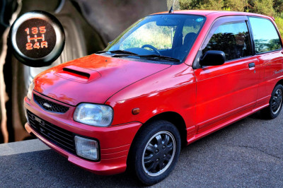 This Daihatsu Kei Hot Hatch Packs 5 Speeds, 4 Cylinders, And A US Passport